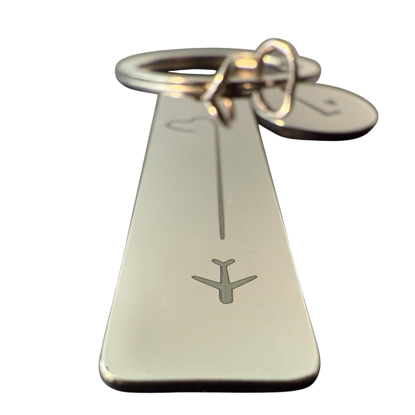 Llavero rectangular con dije redondo